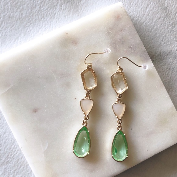 Stella & Dot Jewelry - Stella & Dot Chandelier Statement Earrings